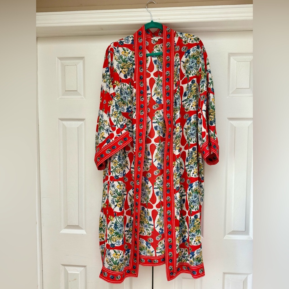 Max Studio Red and Blue Floral Robe